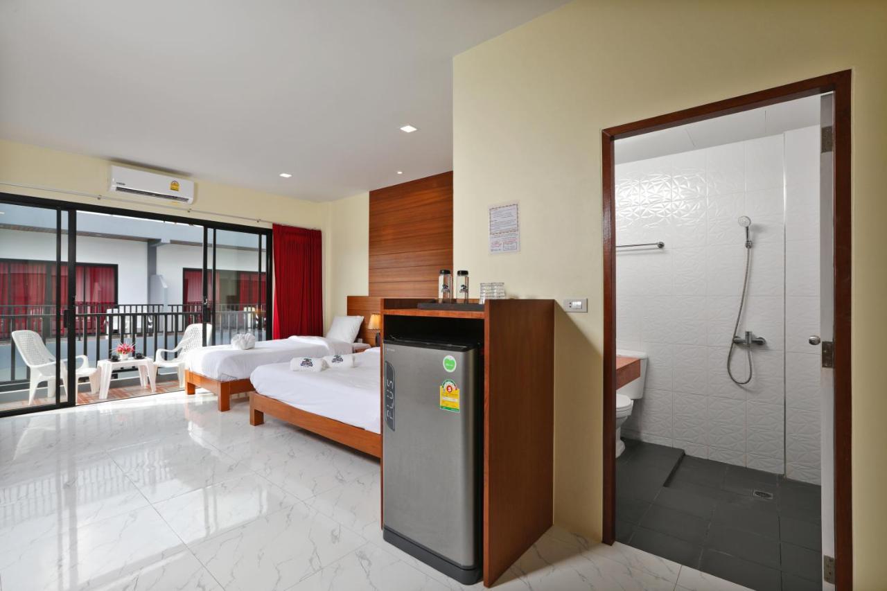Gamers Paradise Hotel Чалонг Екстериор снимка